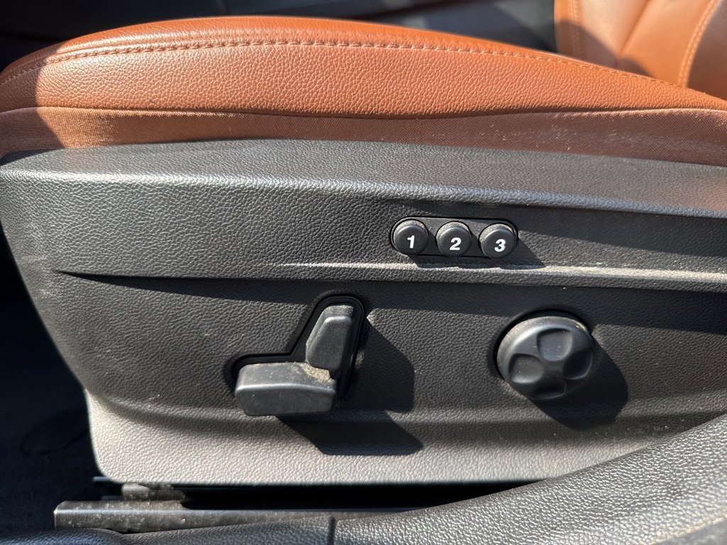 Used 2018 Alfa Romeo Giulia AWD image 25