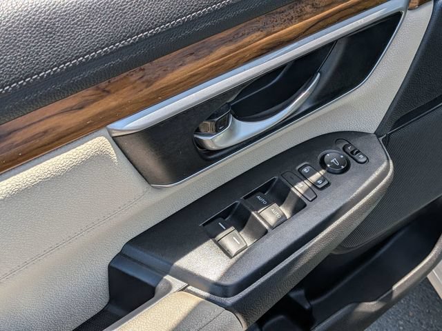Used 2019 Honda CR-V EX image 9