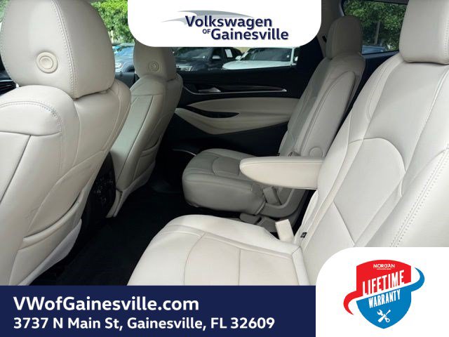Used 2024 Buick Enclave Essence FWD image 13