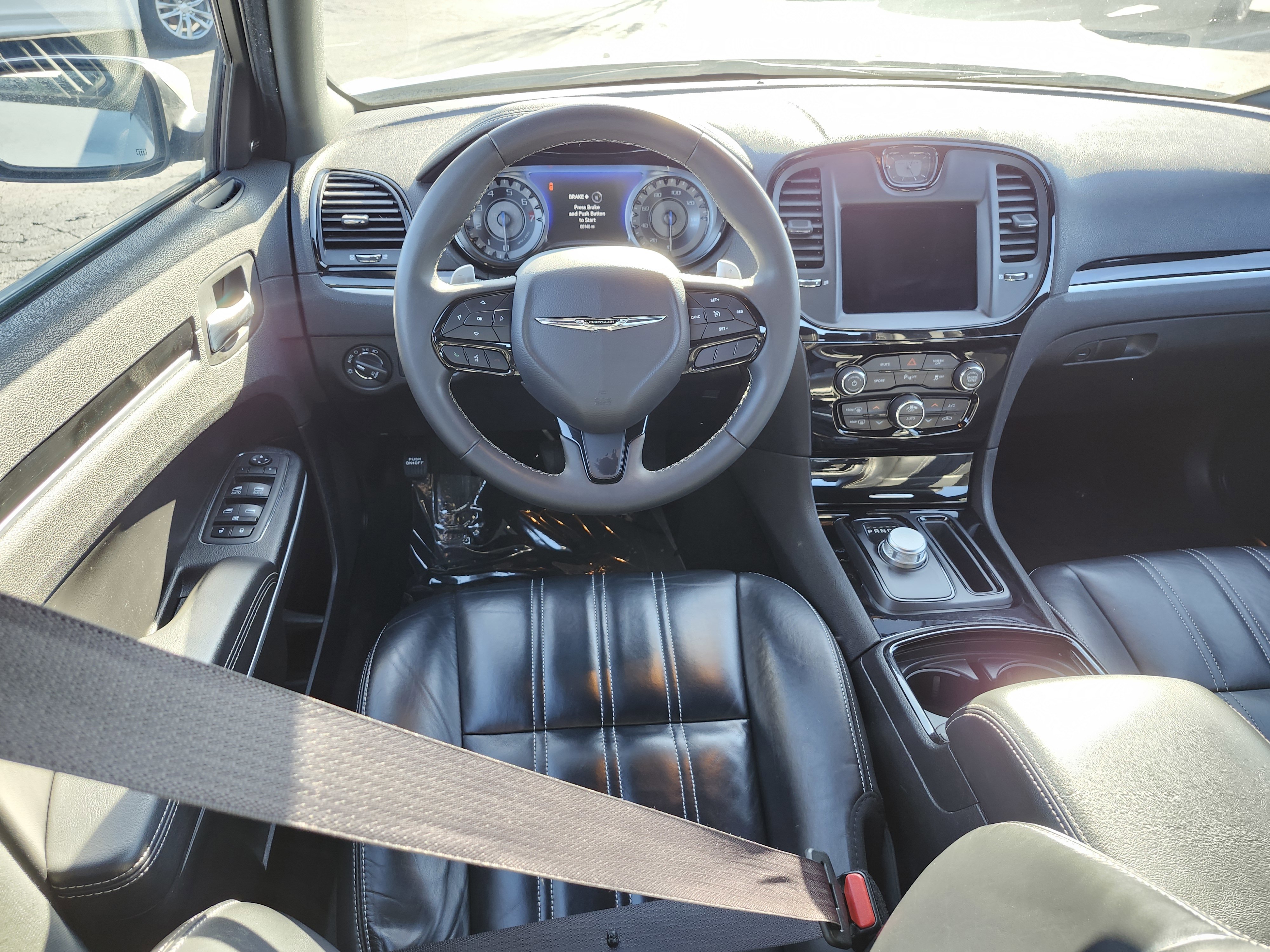 Used 2023 Chrysler 300 S image 30