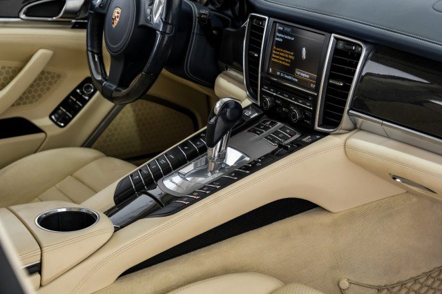 Used 2010 Porsche Panamera Turbo AWD/4WD image 23