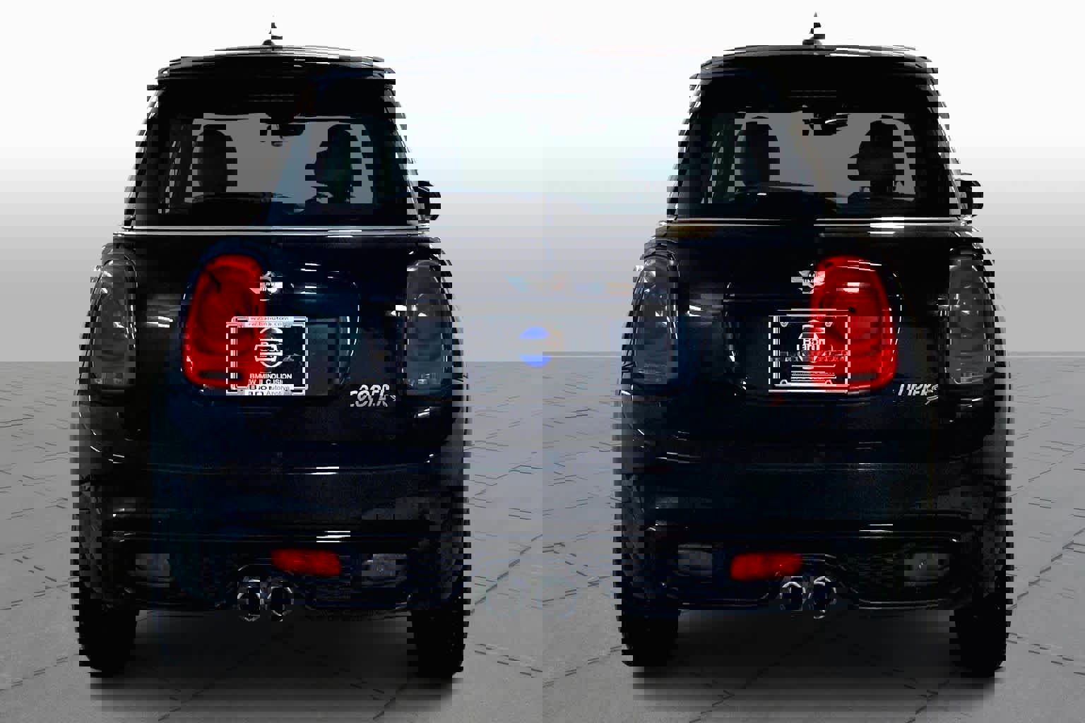 Used 2015 MINI Cooper S image 5