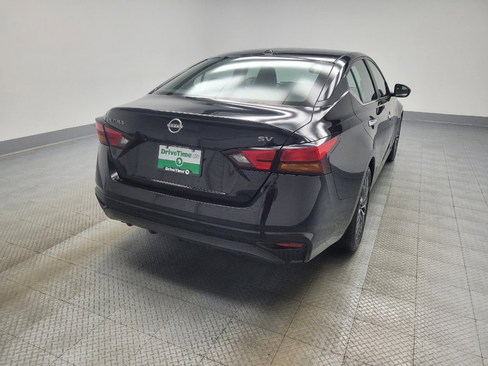 Used 2024 Nissan Altima 2.5 SV image 7