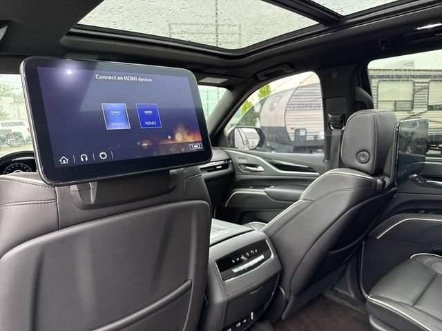 Used 2023 Cadillac Escalade Sport AWD/4WD image 28