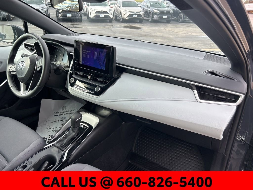 Certified 2025 Toyota Corolla SE w/ Convenience Package image 8