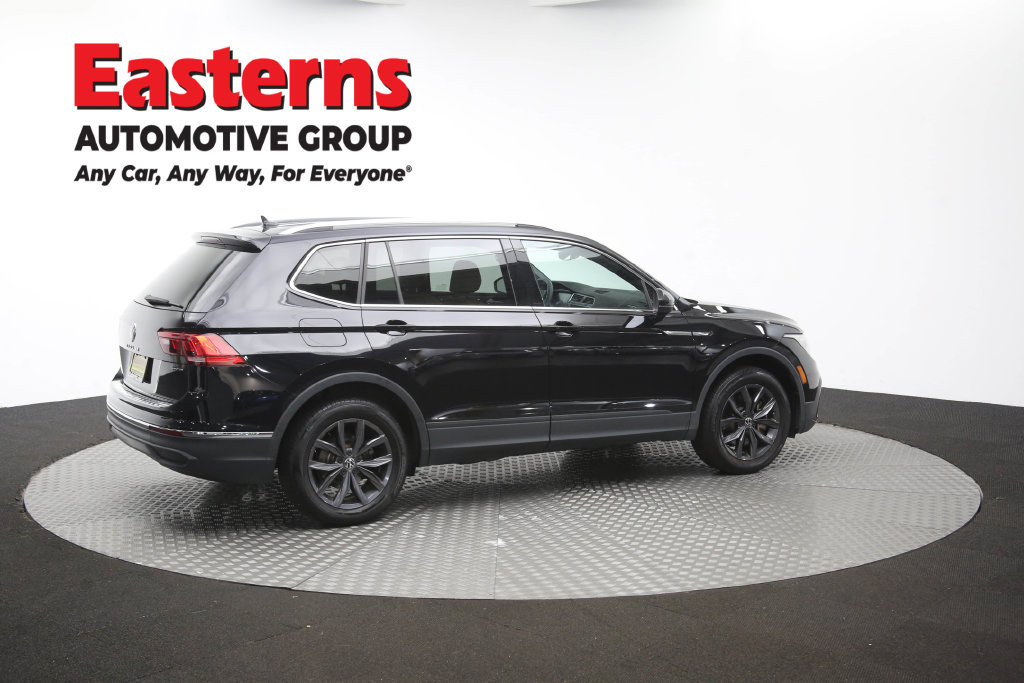 Used 2023 Volkswagen Tiguan SE AWD/4WD image 44