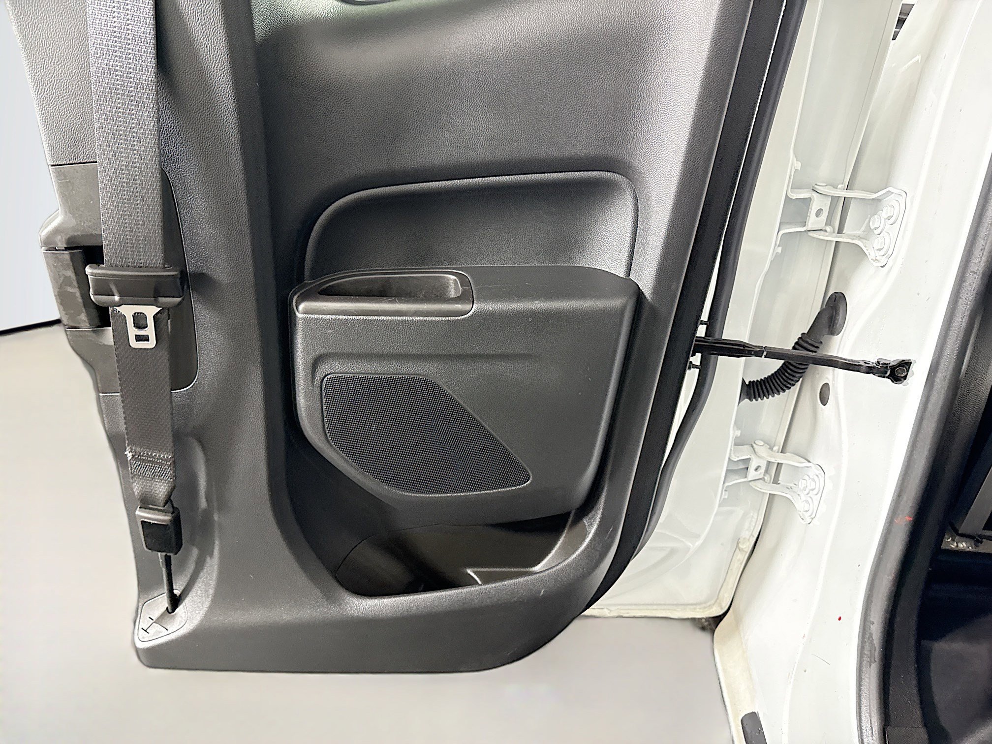 Used 2022 Chevrolet Colorado LT w/ Fleet Safety Package image 27