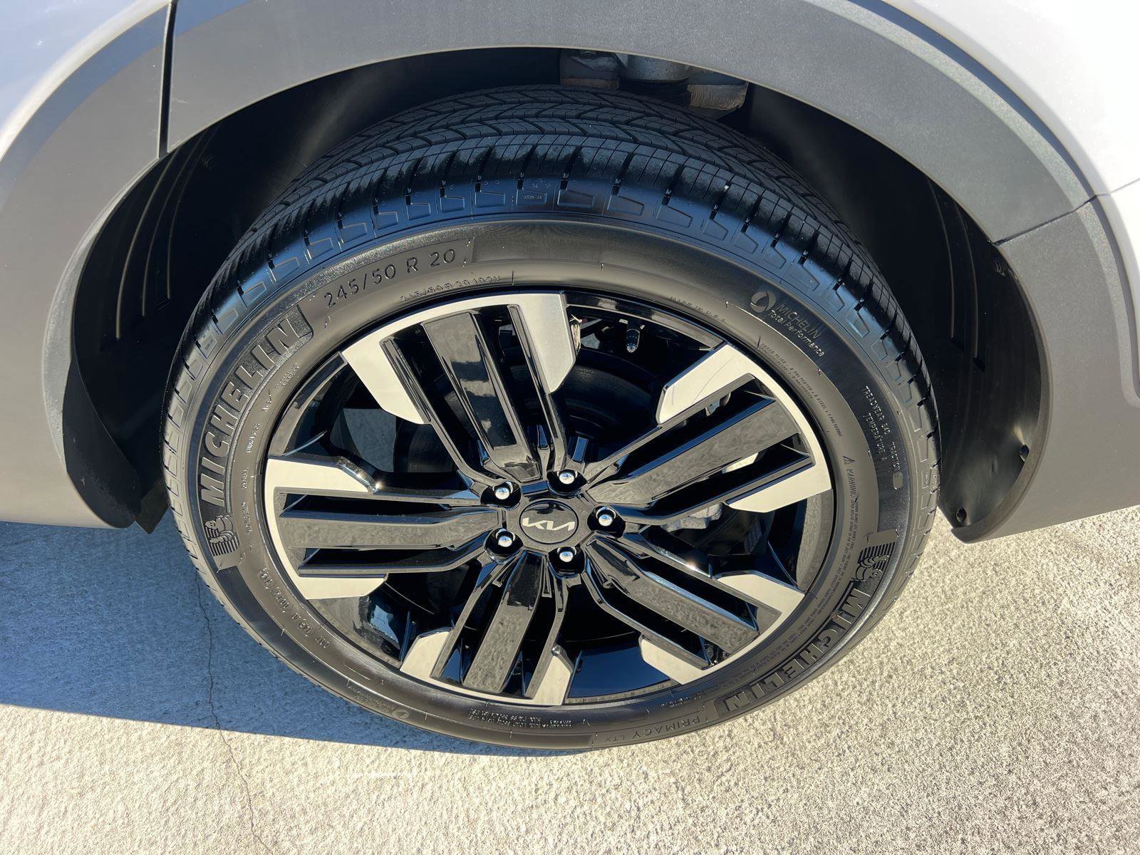 Used 2025 Kia Telluride SX image 20