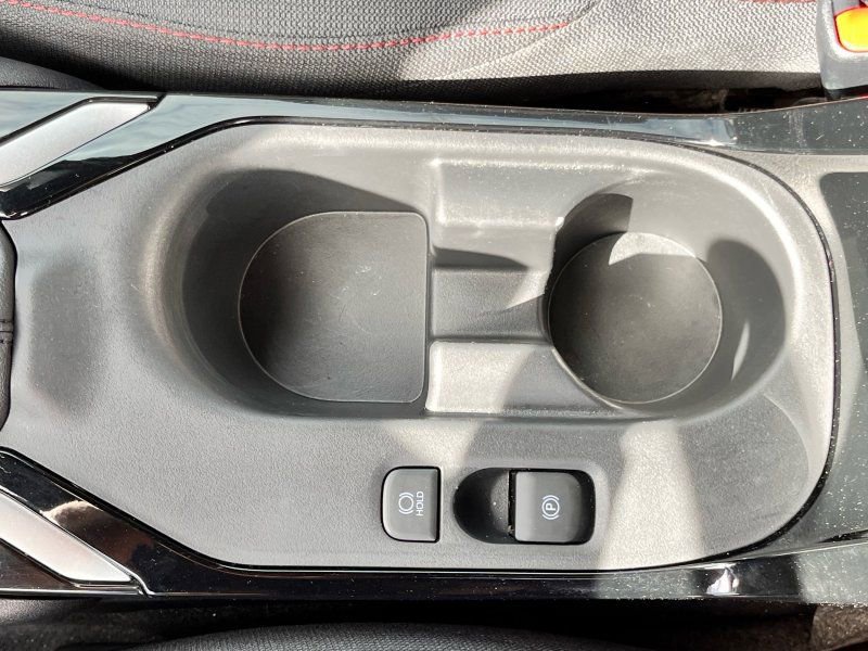 Used 2025 Toyota Corolla SE image 18