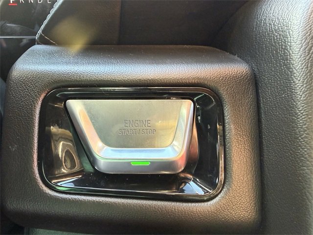 Used 2025 GMC Yukon XL Denali image 21