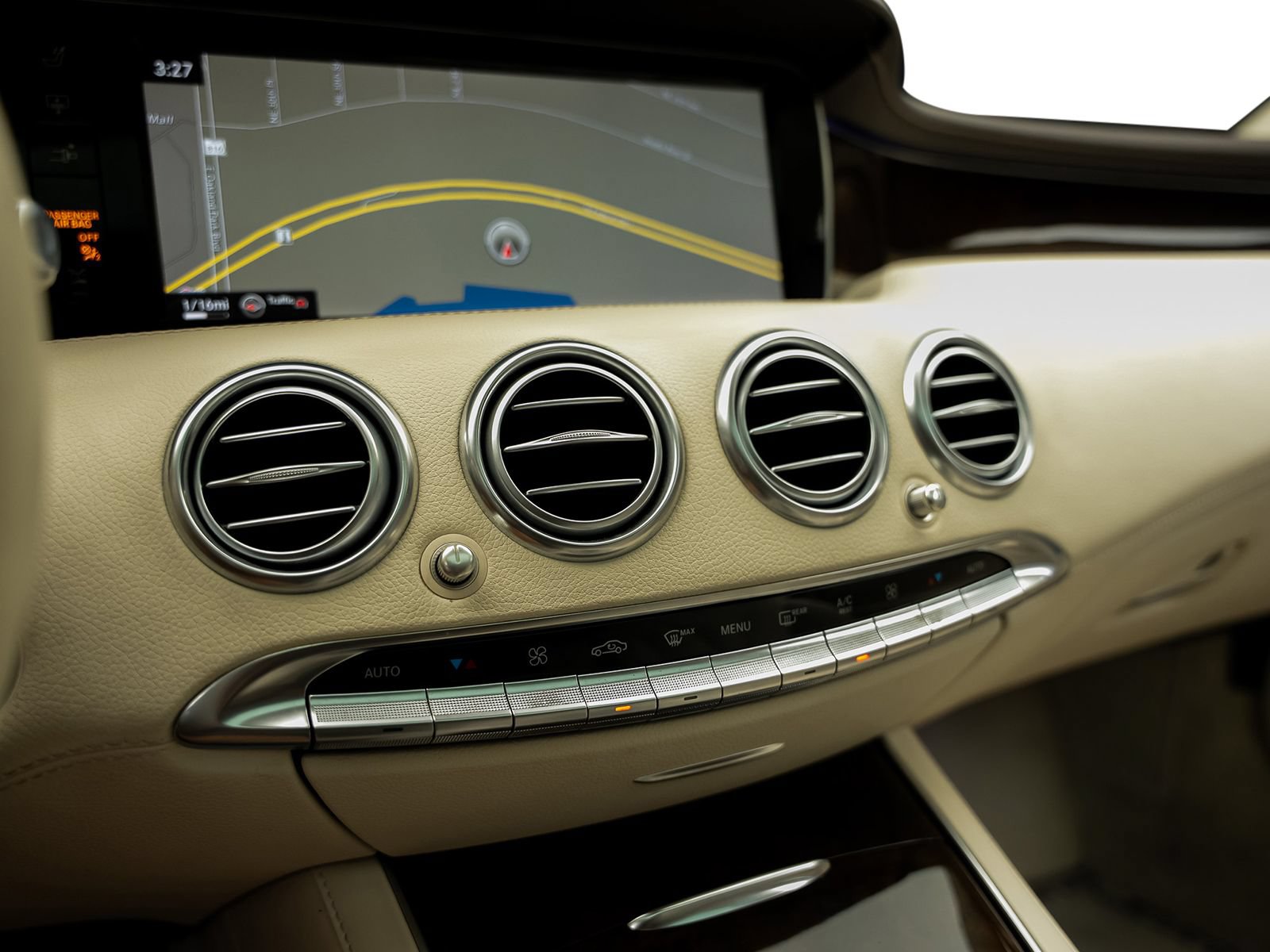 Used 2015 Mercedes-Benz S 550 4MATIC Coupe w/ Premium 1 Package image 48