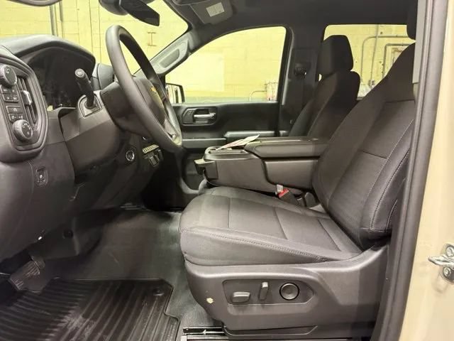 New 2026 Chevrolet Silverado 1500 Custom w/ Turbomax Blackout Package AWD/4WD image 5