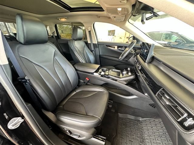 Used 2023 Lincoln Nautilus Reserve w/ Monochromatic Package AWD/4WD image 22