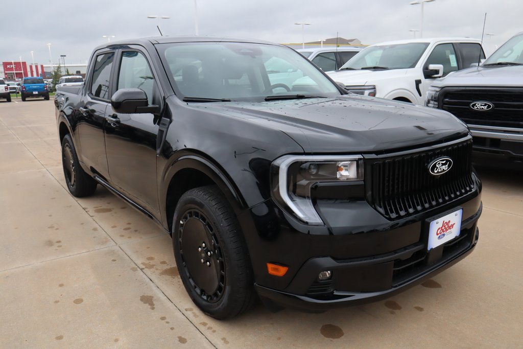 New 2025 Ford Maverick Lobo