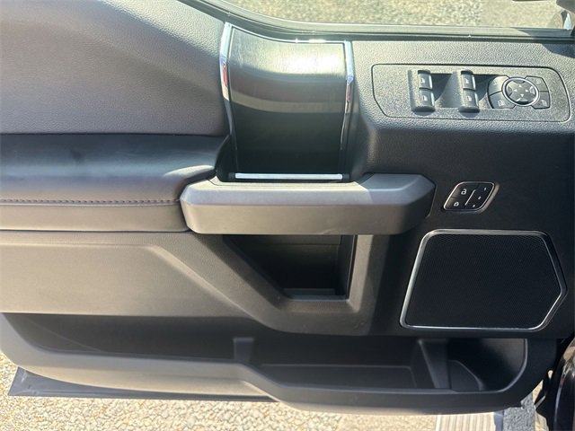 Used 2019 Ford F150 Platinum w/ Equipment Group 701A Luxury image 13