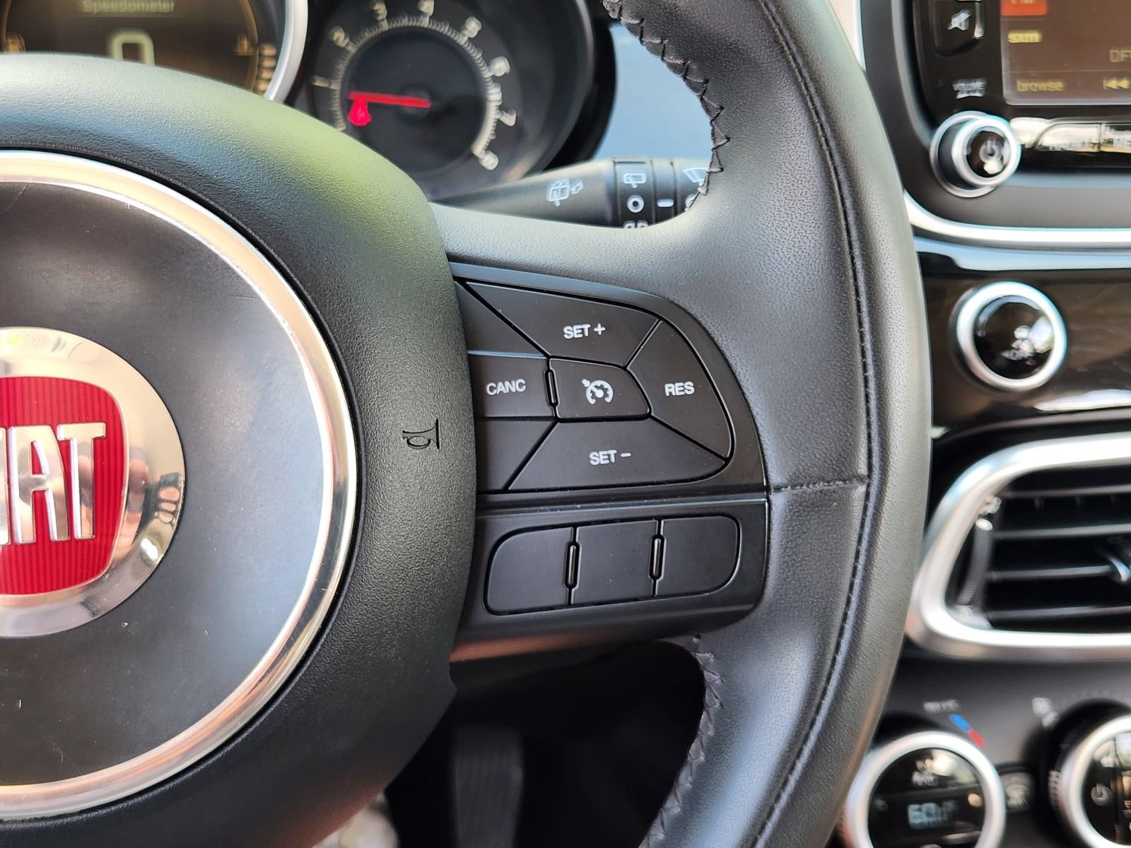 Used 2016 FIAT 500X Lounge AWD/4WD image 34