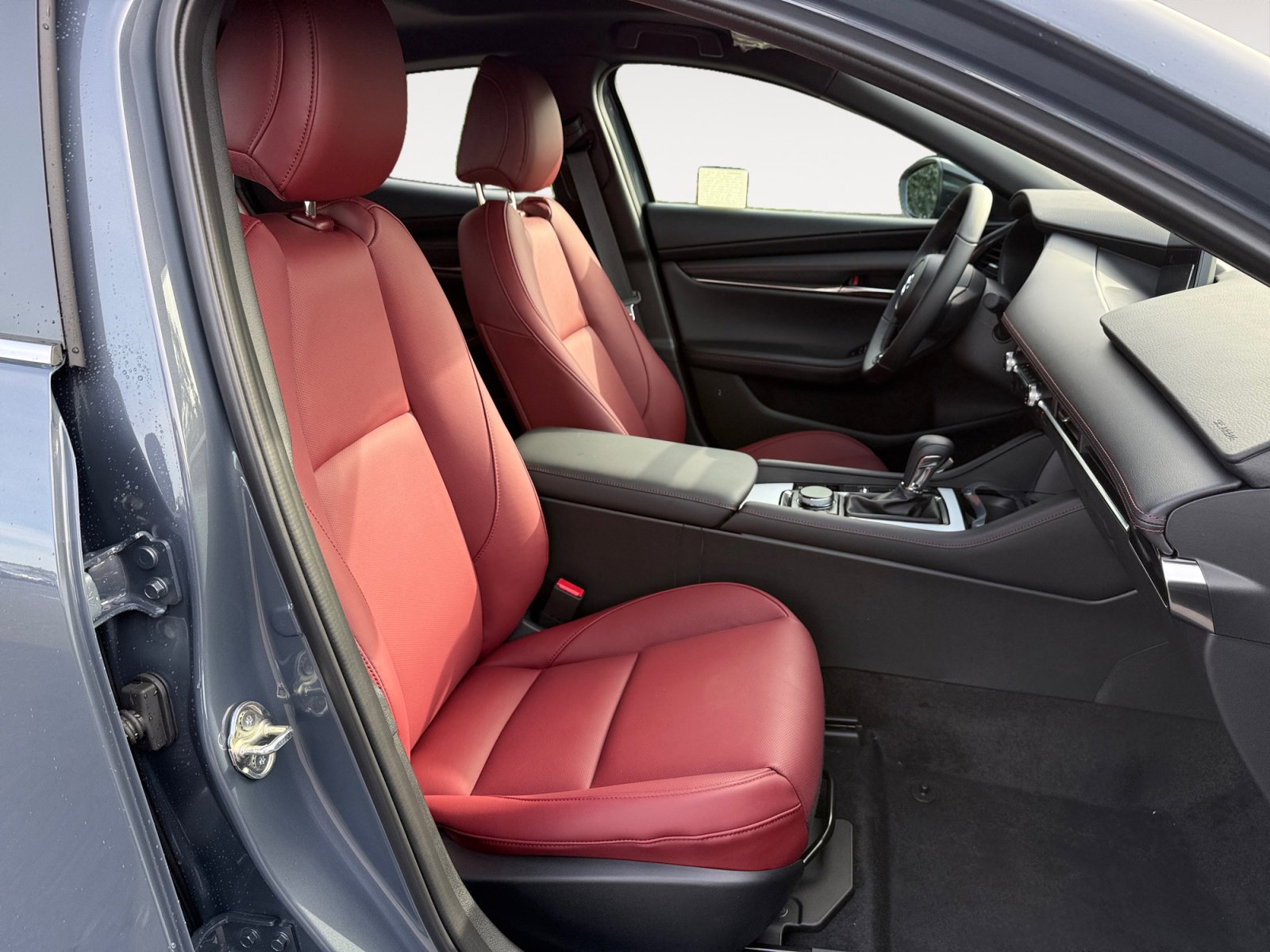 New 2026 MAZDA MAZDA3 Carbon image 19