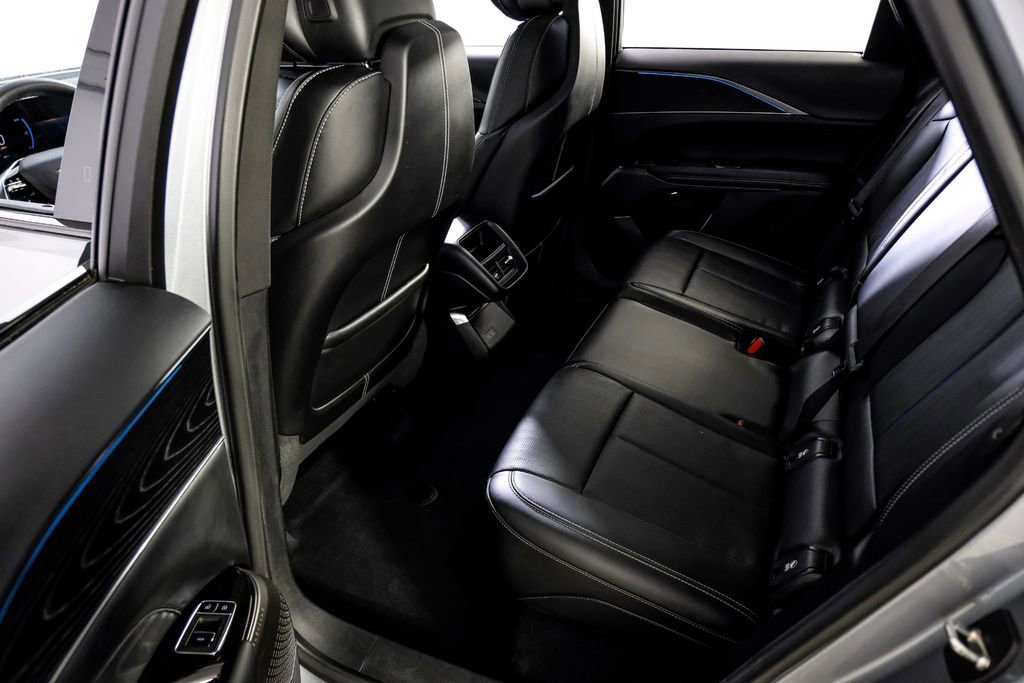 Used 2024 Cadillac Lyriq Luxury w/ LPO, Floor Liner Package image 38