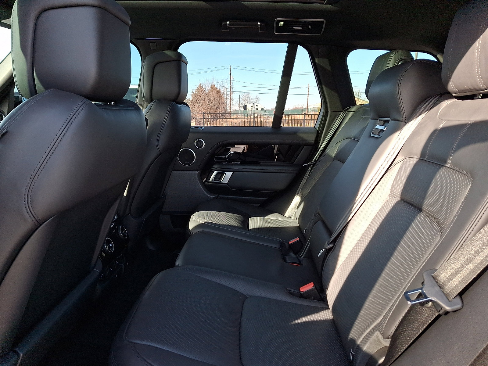 Used 2021 Land Rover Range Rover Westminster Edition image 10