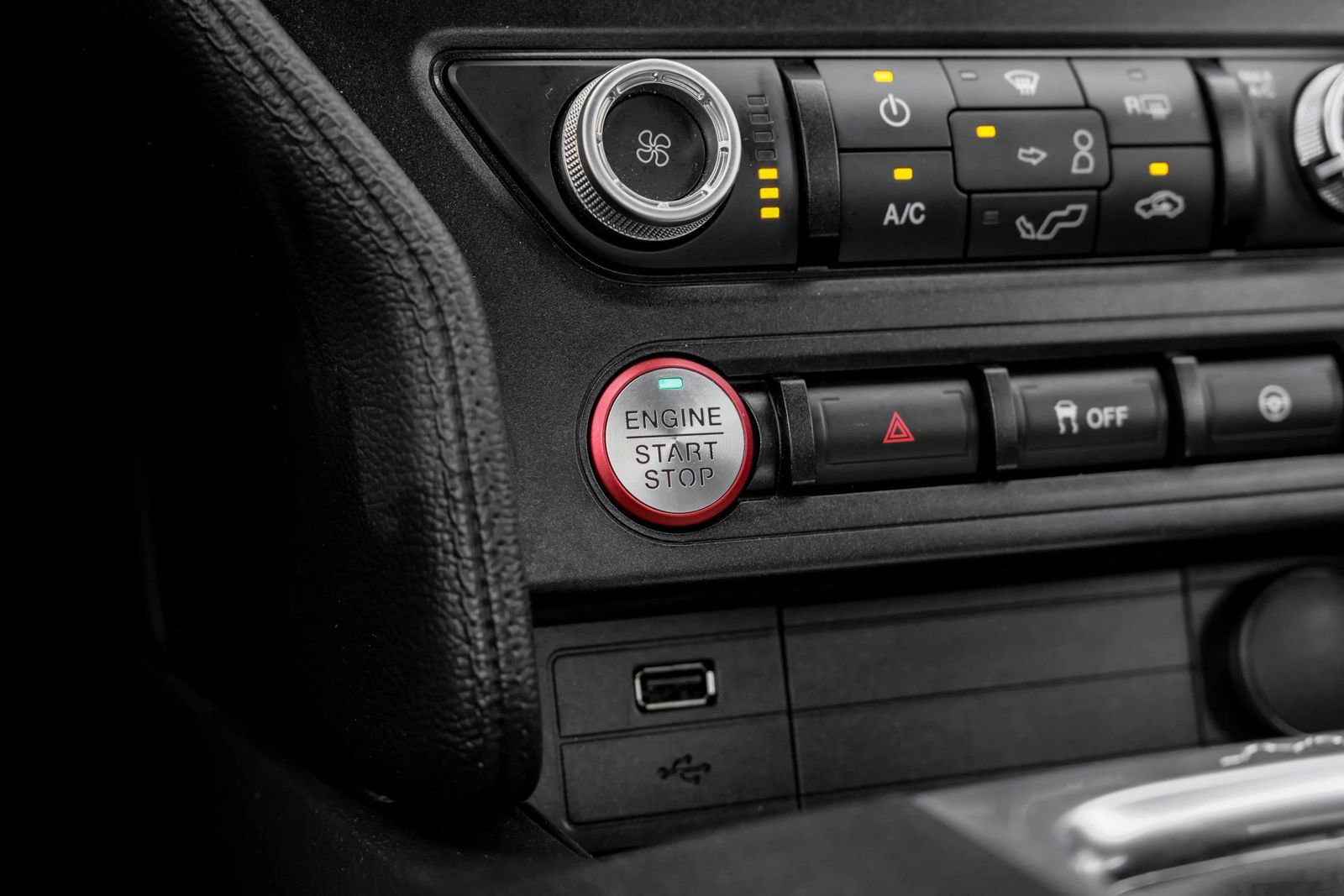 Used 2022 Ford Mustang GT RWD image 28