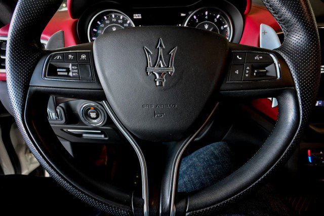 Used 2022 Maserati Ghibli Modena Q4 image 32