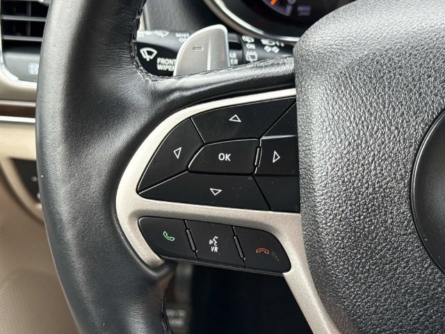 Used 2017 Jeep Grand Cherokee Limited AWD/4WD image 25