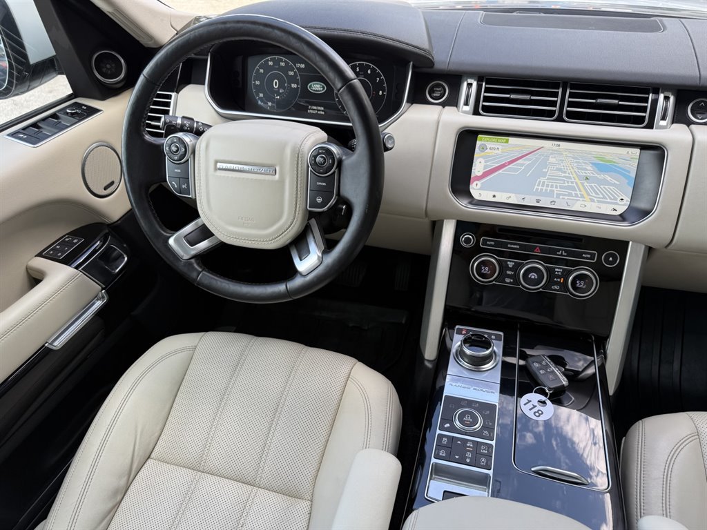 Used 2017 Land Rover Range Rover HSE AWD/4WD image 22