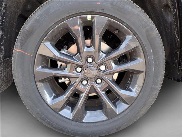 New 2026 Jeep Grand Cherokee Limited Reserve image 7