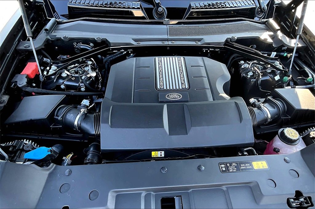 New 2026 Land Rover Defender 130 V8 image 11