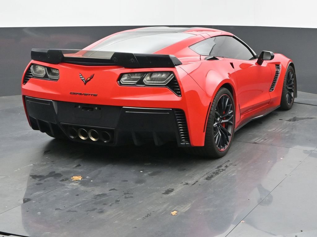 Used 2017 Chevrolet Corvette Z06 w/ Z07 Performance Package image 10