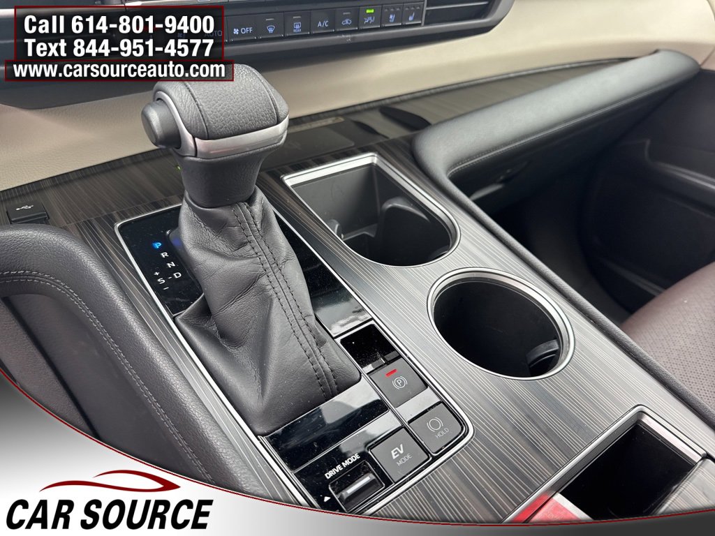 Used 2022 Toyota Sienna Platinum image 22