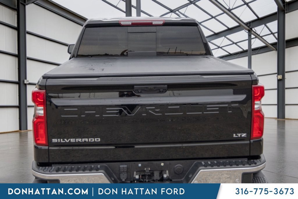 Used 2025 Chevrolet Silverado 1500 LTZ AWD/4WD image 26