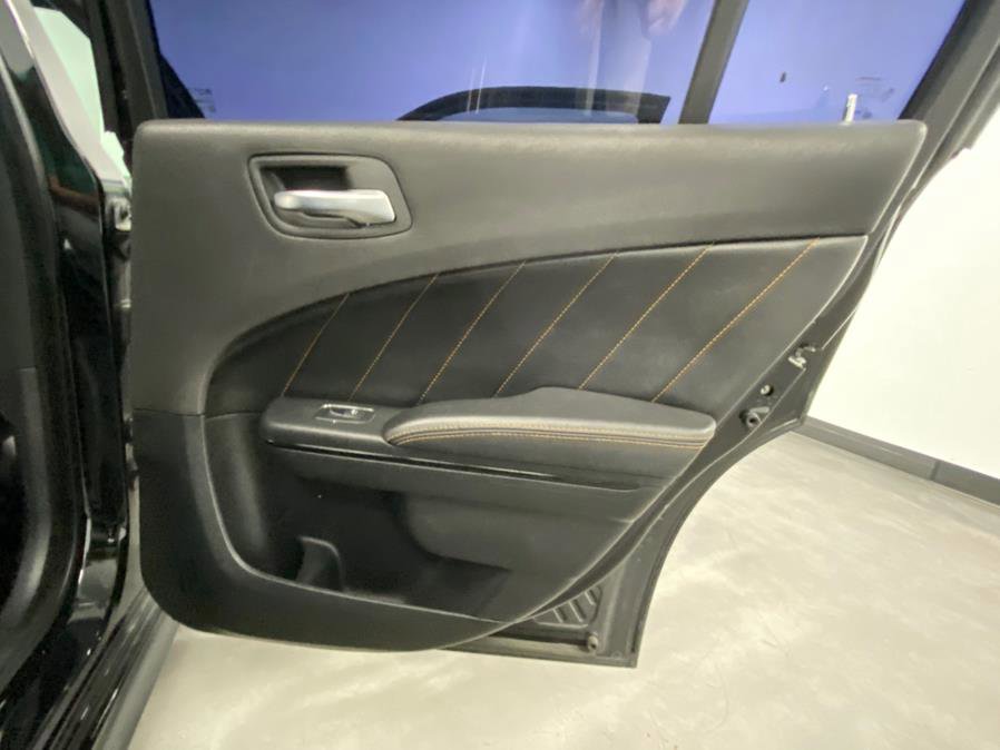 Used 2017 Dodge Charger R/T image 44