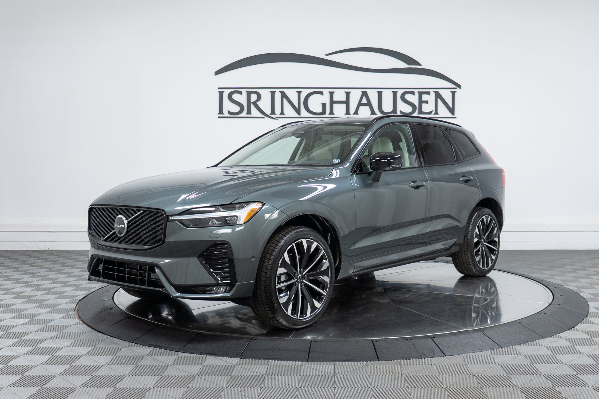New 2027 Volvo XC60 B5 Ultra AWD/4WD image 1