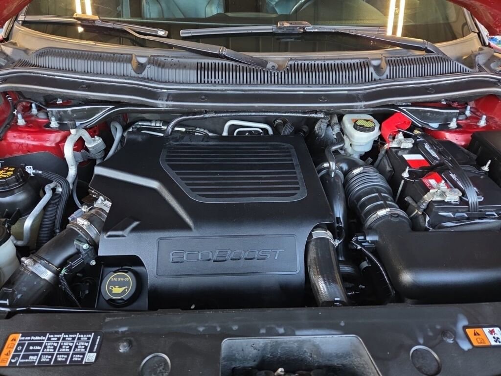 Used 2016 Ford Explorer Sport image 15