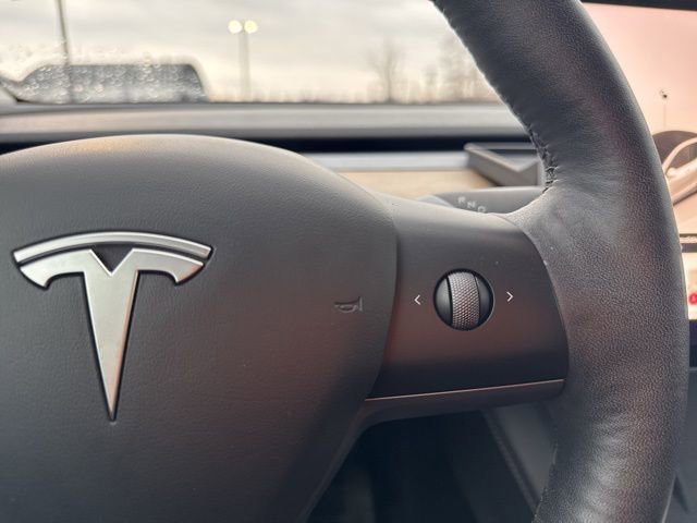 Used 2023 Tesla Model Y Long Range image 23