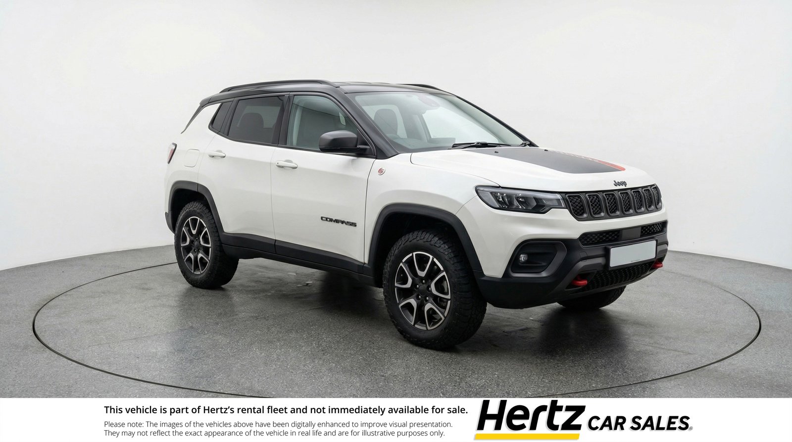 Used 2025 Jeep Compass Trailhawk AWD/4WD image 1