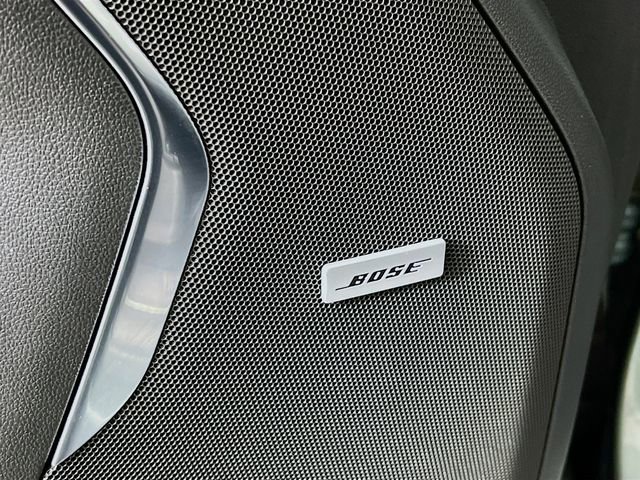 Used 2024 GMC Yukon SLT image 32