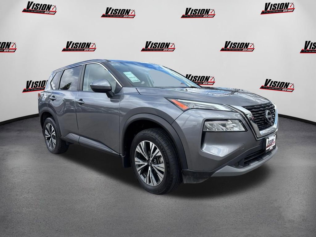 Used 2023 Nissan Rogue SV video 3