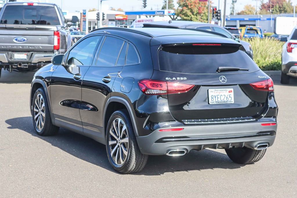 Used 2021 Mercedes-Benz GLA 250 4MATIC image 2