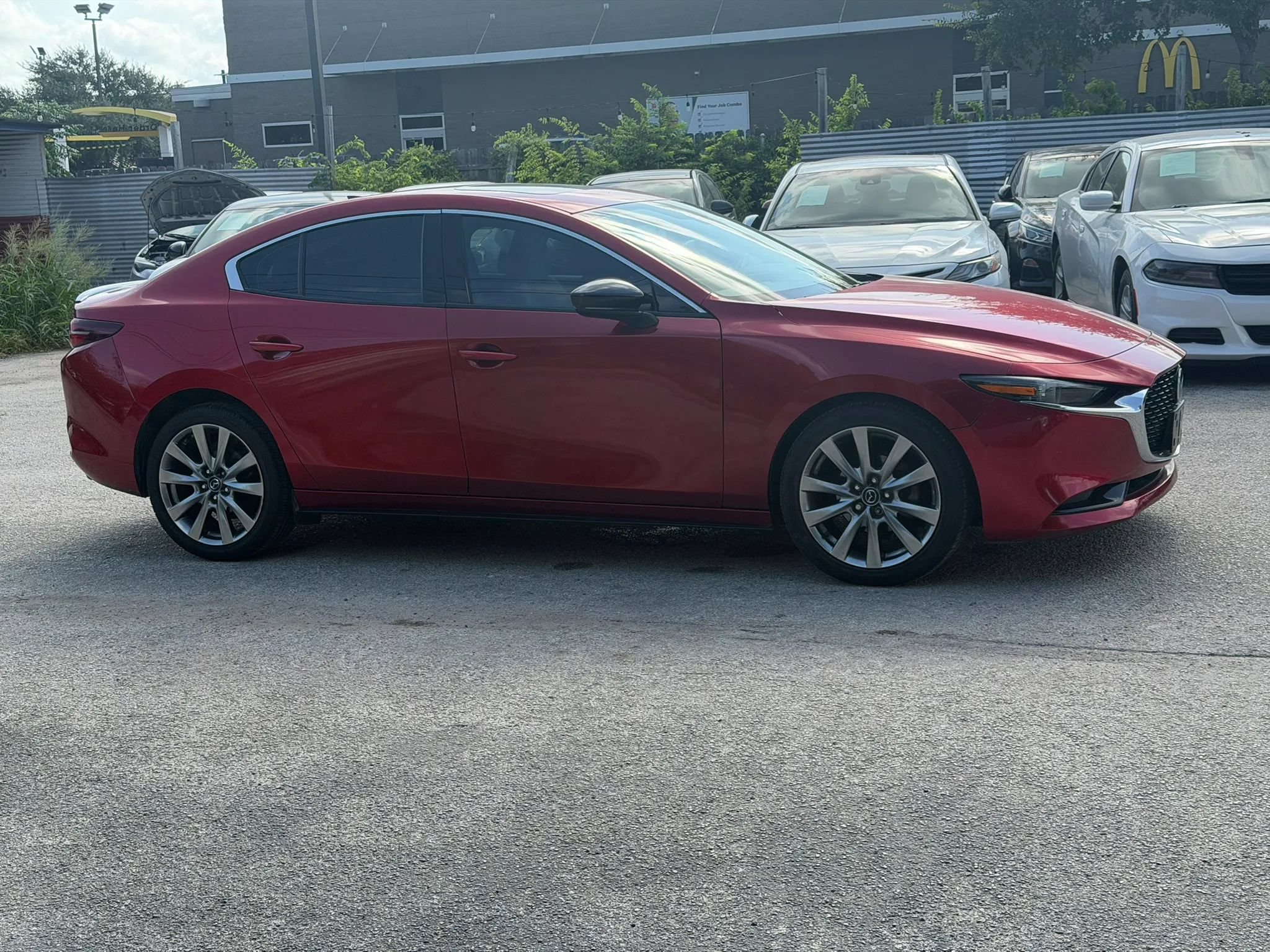 Used 2020 MAZDA MAZDA3 Sedan w/ Black Accent Package FWD image 10