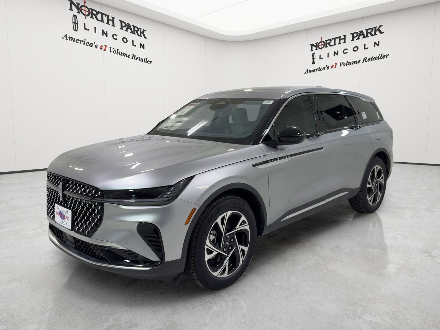 New 2026 Lincoln Nautilus Premier AWD/4WD image 1