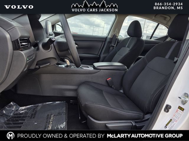 Used 2024 Nissan Sentra SV FWD image 12