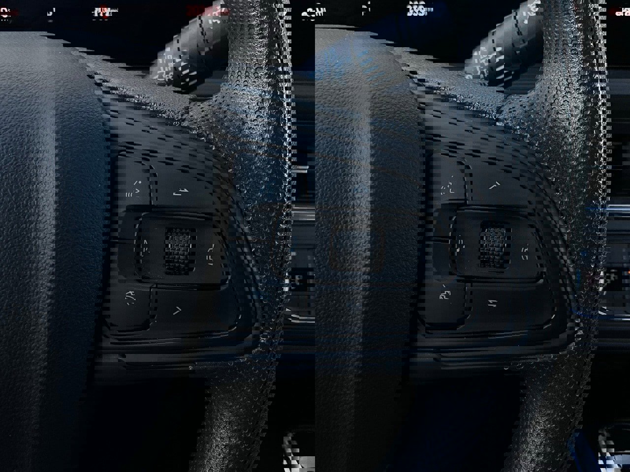 Used 2025 Buick Envista Preferred image 34