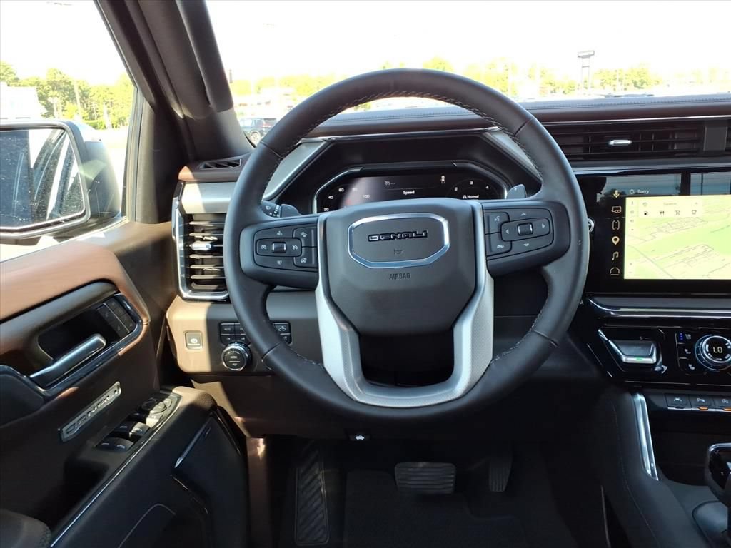 Used 2025 GMC Sierra 1500 Denali w/ Denali Reserve Package AWD/4WD image 24