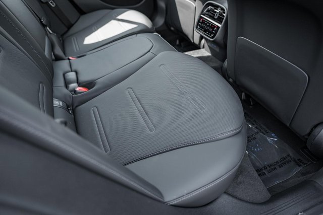 New 2026 Mercedes-Benz E 53 AMG e 4MATIC Sedan image 25