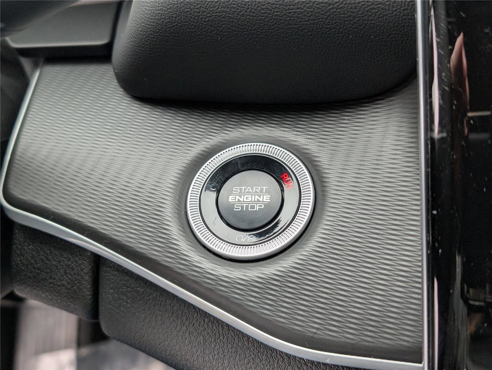 New 2026 Jeep Grand Cherokee Laredo image 19