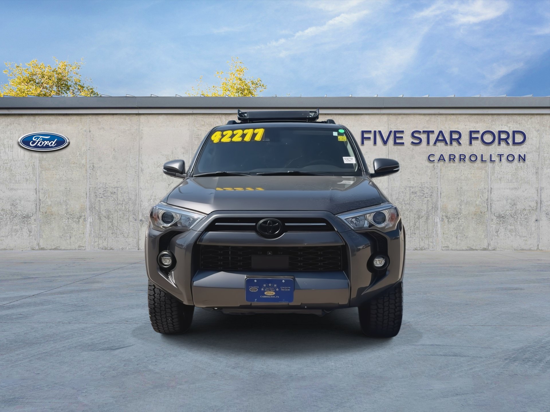 Used 2023 Toyota 4Runner SR5 Premium w/ Moonroof Package RWD image 3