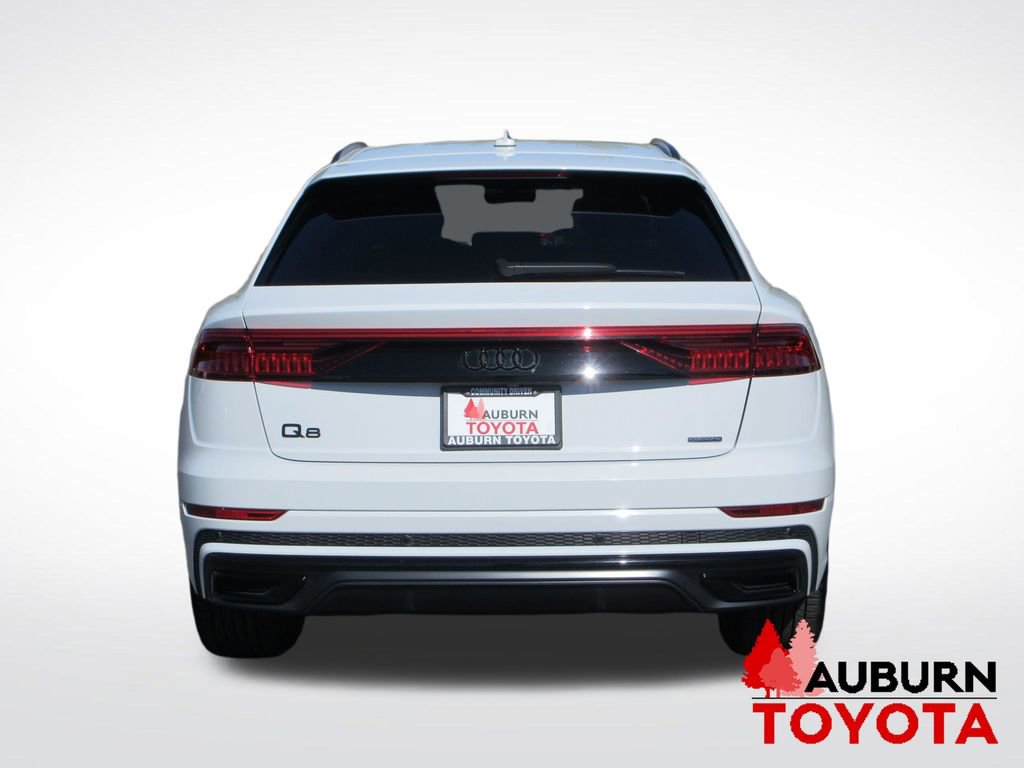 Used 2022 Audi Q8 Premium Plus image 5
