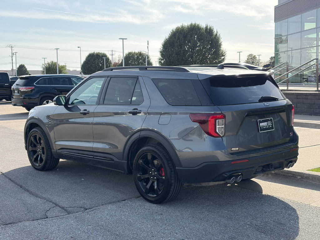 Certified 2023 Ford Explorer ST w/ Equipment Group 401A AWD/4WD image 4